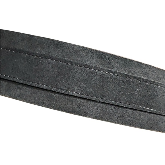 J.Crew-NWT Women’s black suede dress belt. XS-S
Fits 27.5”-31.5” waist. New! - Picture 2 of 11